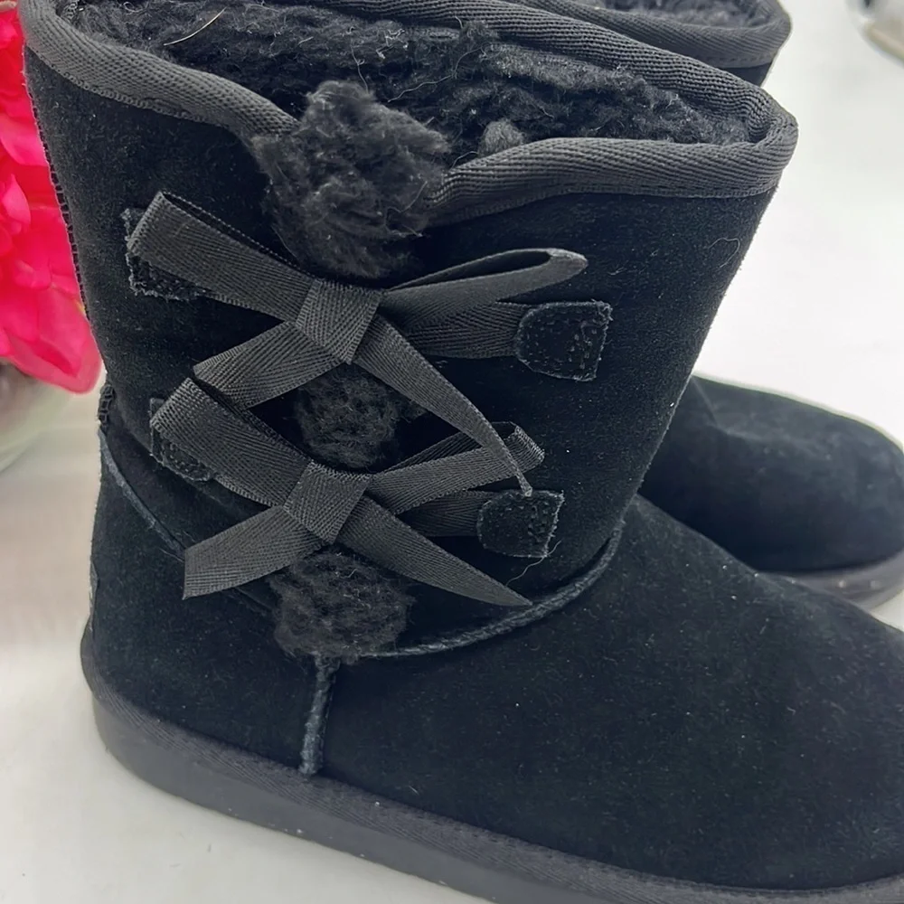 Kookaburra by UGG Black Suede Winter Boots Size 3 WRB4510A